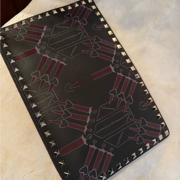 Valentino Garavani clutch - Picture 2 of 3